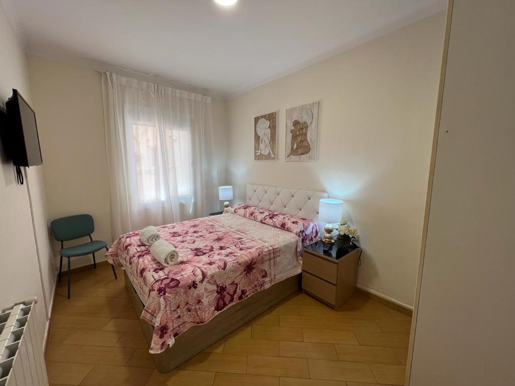 Rooms Nueva Valencia Barcelona Exterior photo
