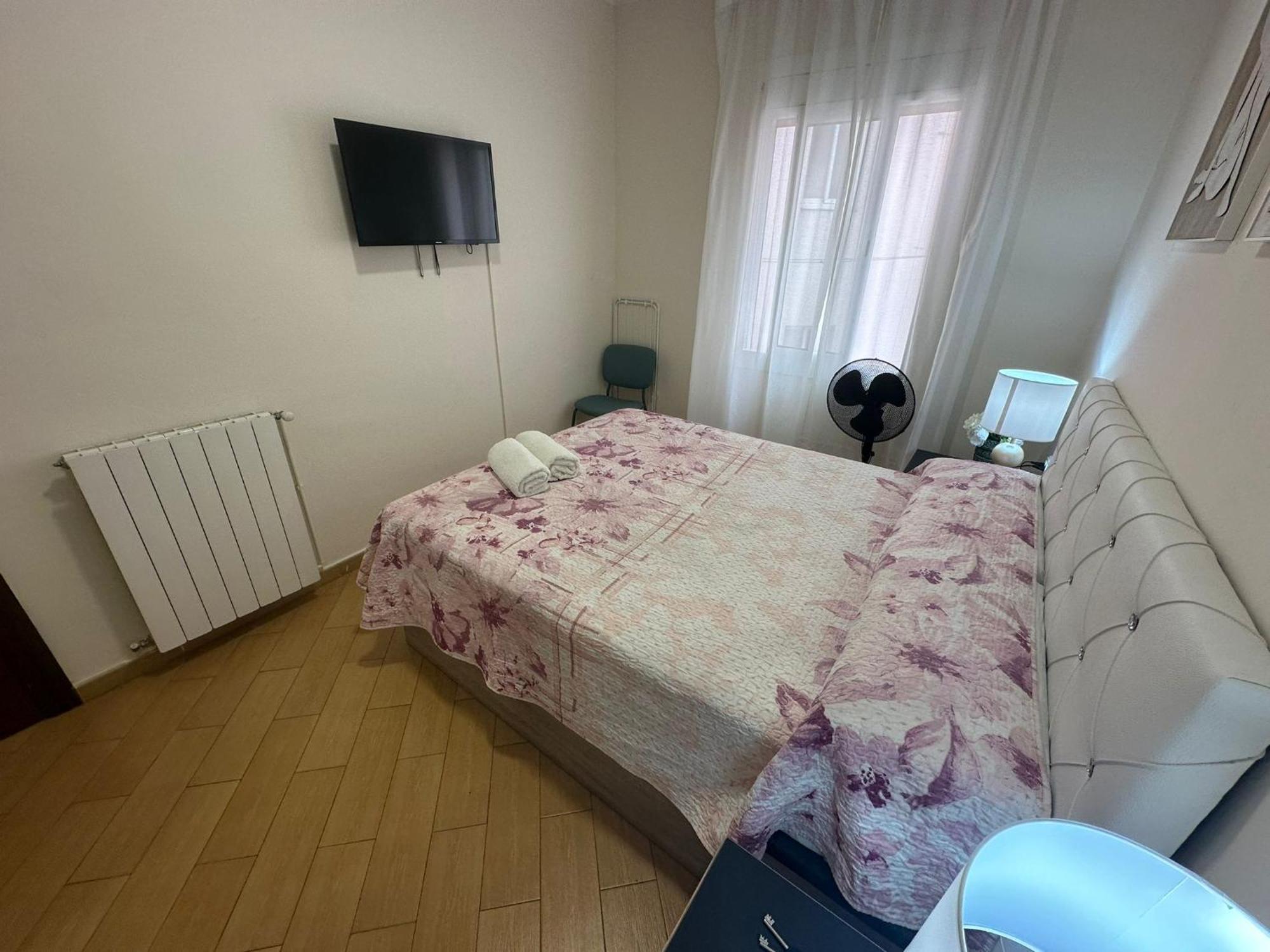 Rooms Nueva Valencia Barcelona Exterior photo